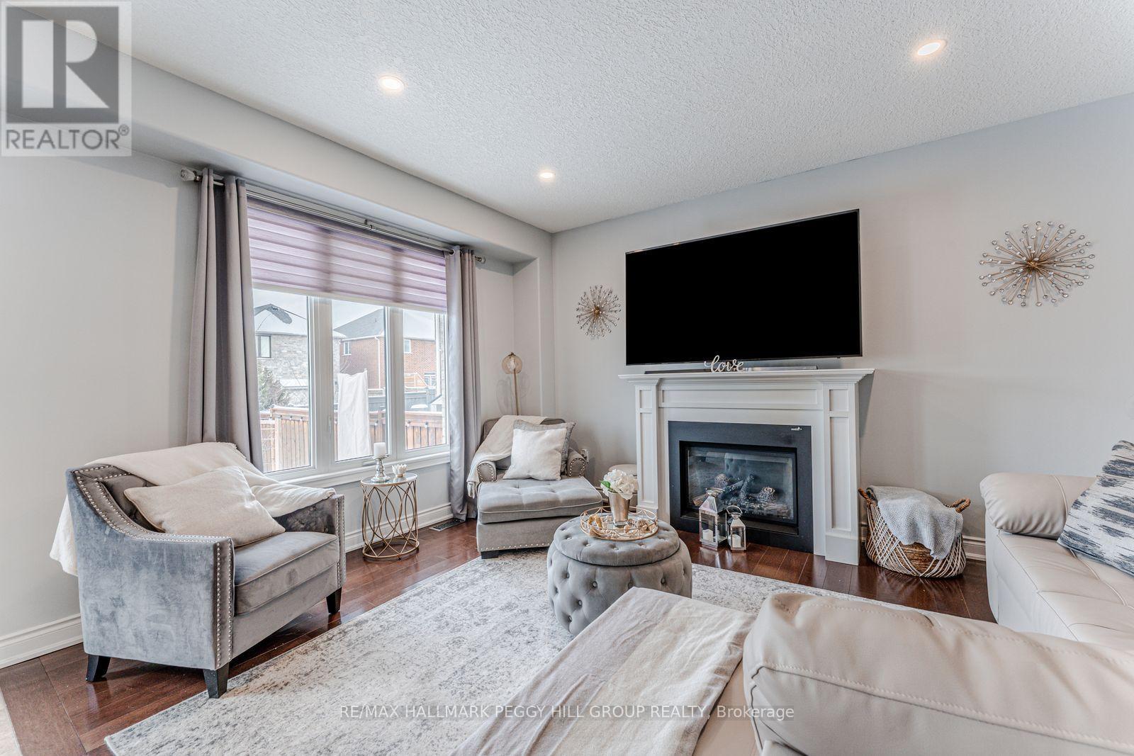 52 Jewel House Lane, Barrie (Innis-Shore), Ontario  L4N 8J7 - Photo 4 - S12844768