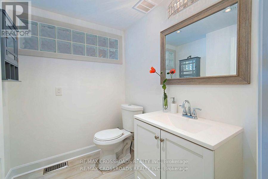 2 Sandlewood Trail, Ramara, Ontario  L0K 1B0 - Photo 20 - S12844866