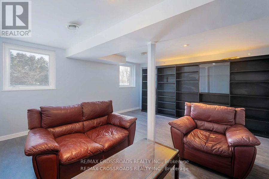 2 Sandlewood Trail, Ramara, Ontario  L0K 1B0 - Photo 32 - S12844866