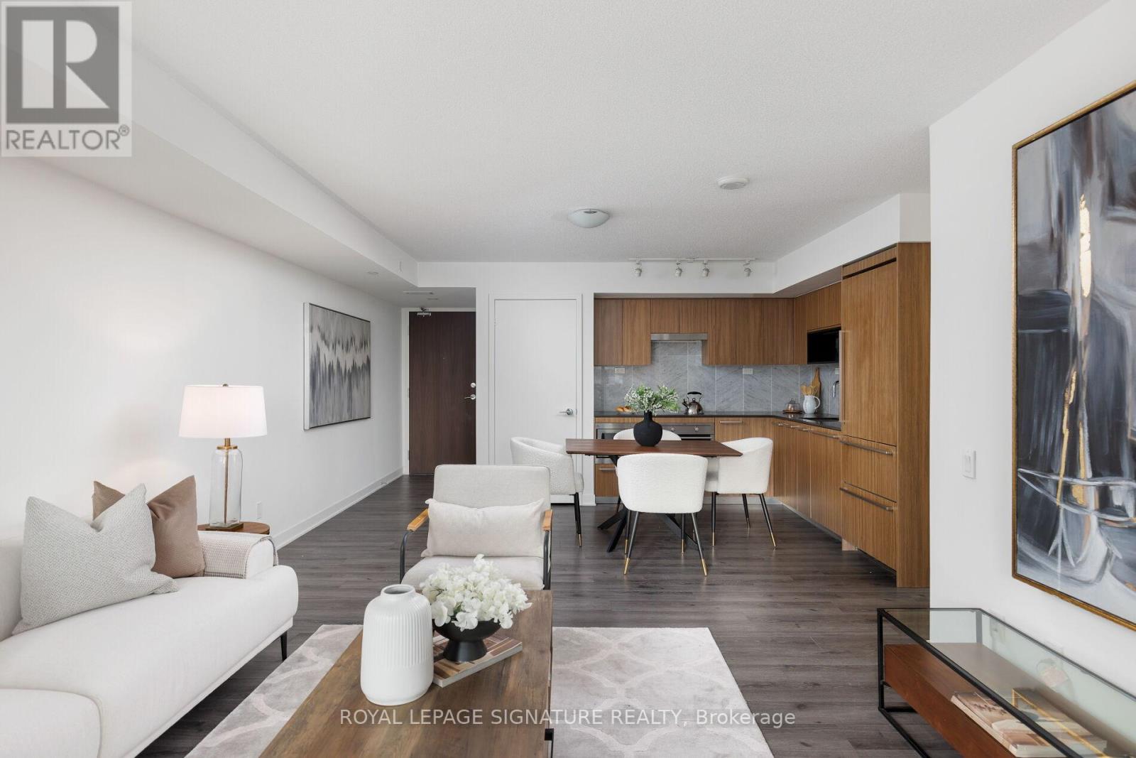 712 - 70 Queens Wharf Road, Toronto (Waterfront Communities), Ontario  M5V 0J2 - Photo 4 - C12844666