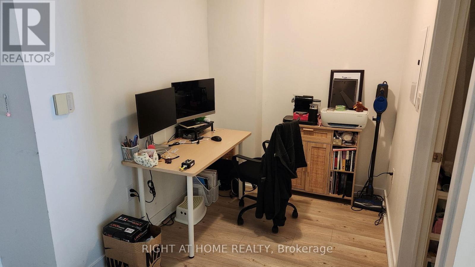 1710 - 25 Telegram Mews, Toronto, Ontario  M5V 3Z1 - Photo 7 - C12844880