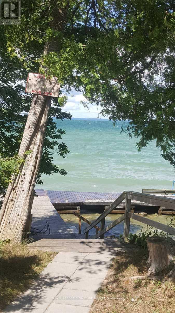 54 Farley Circle, Georgina, Ontario  L0E 1S0 - Photo 11 - N12779452