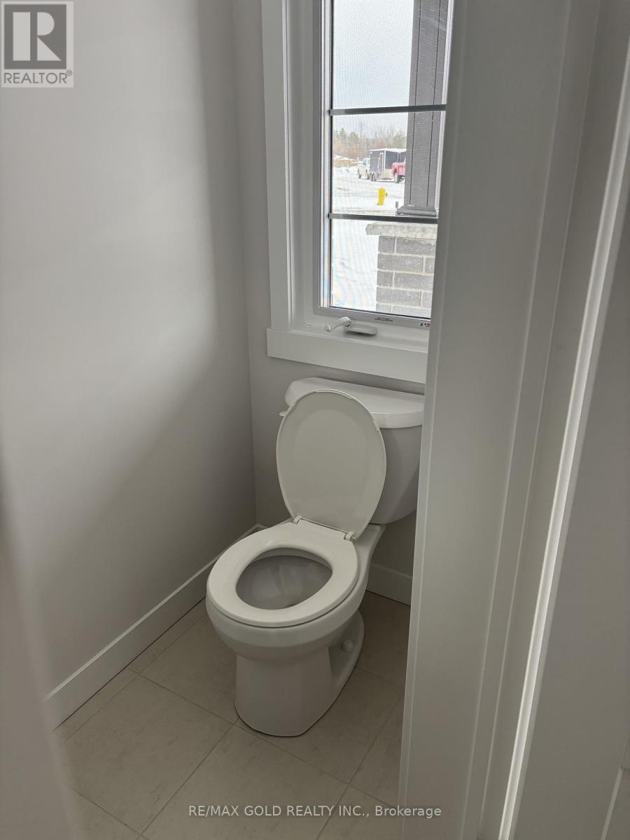 Lot 10 - 169 Queen Street, Springwater, Ontario  L0L 1P0 - Photo 6 - S12604072