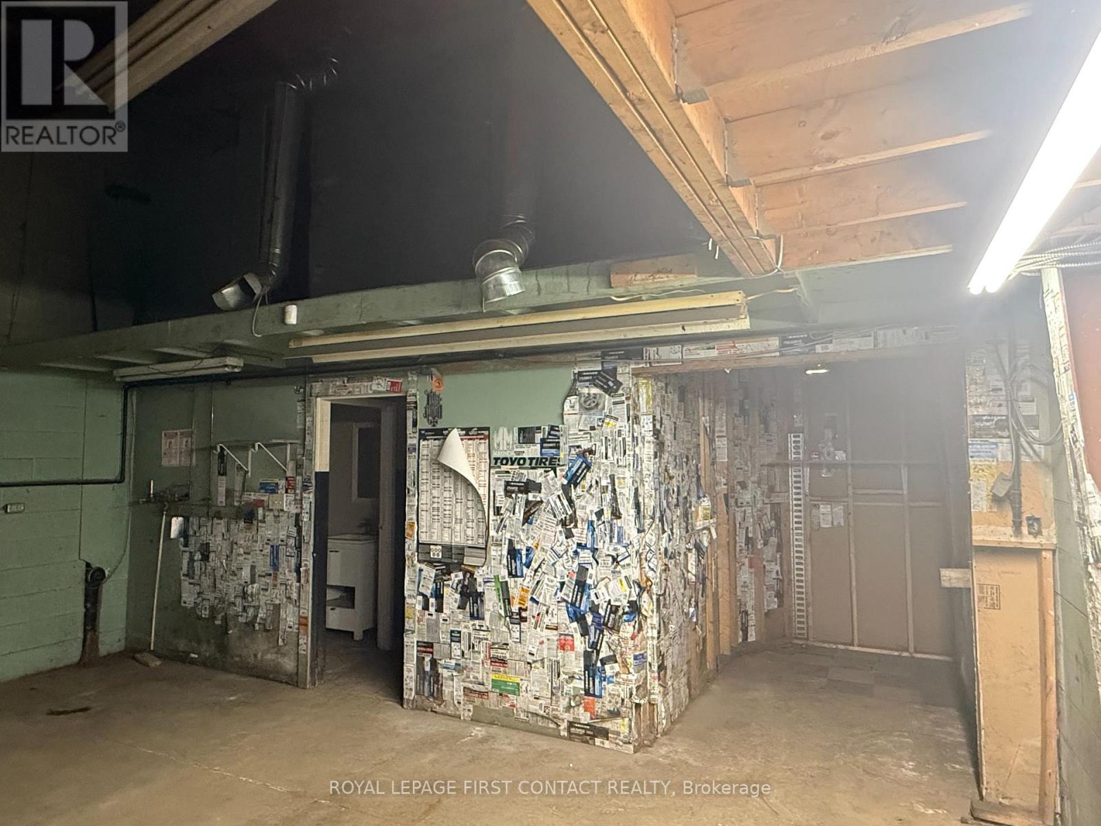 3-4 - 36 Ellen Street, Barrie, Ontario  L4M 3A3 - Photo 15 - S12828088