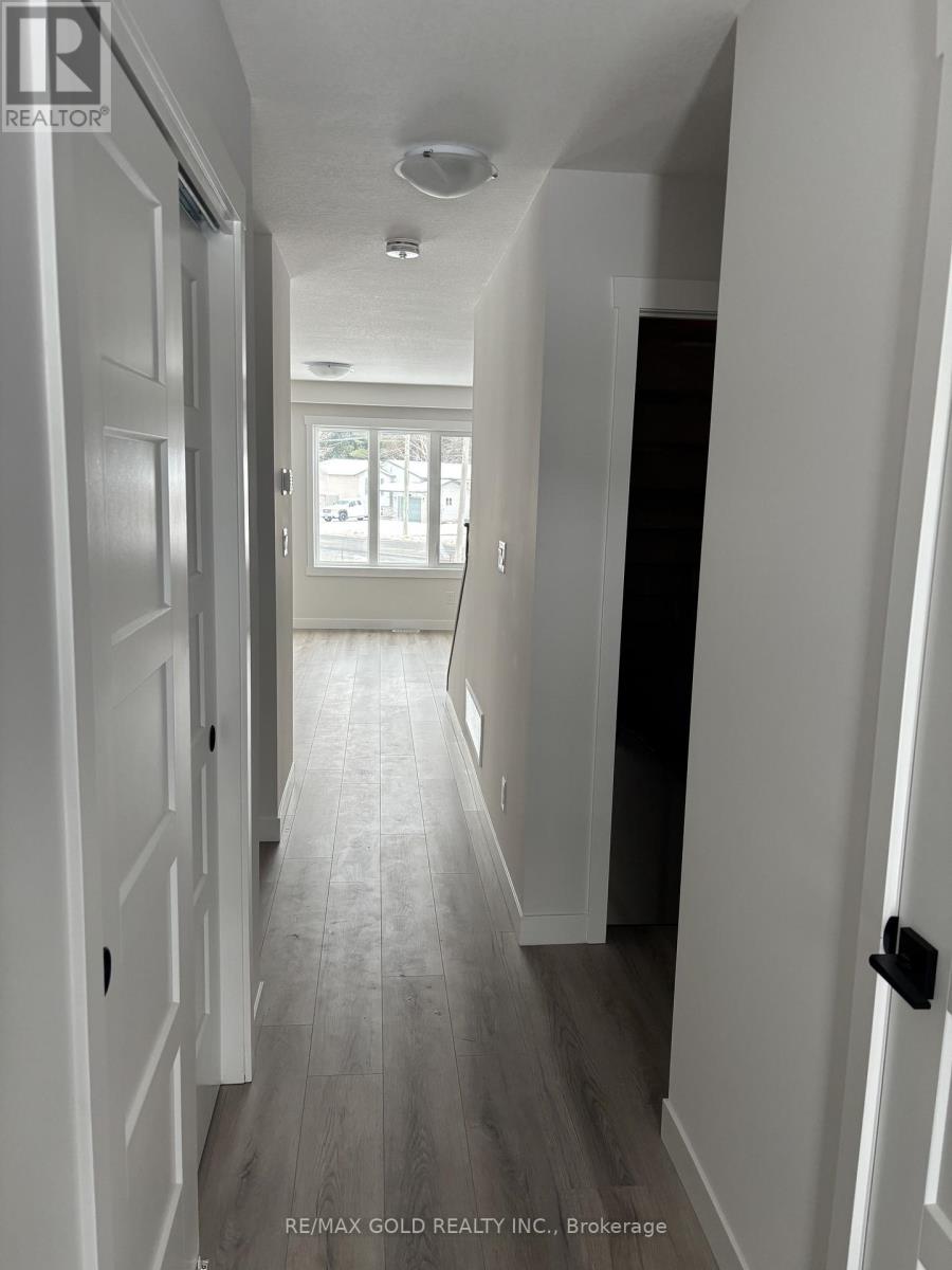 Lot 10 - 169 Queen Street, Springwater, Ontario  L0L 1P0 - Photo 8 - S12604072