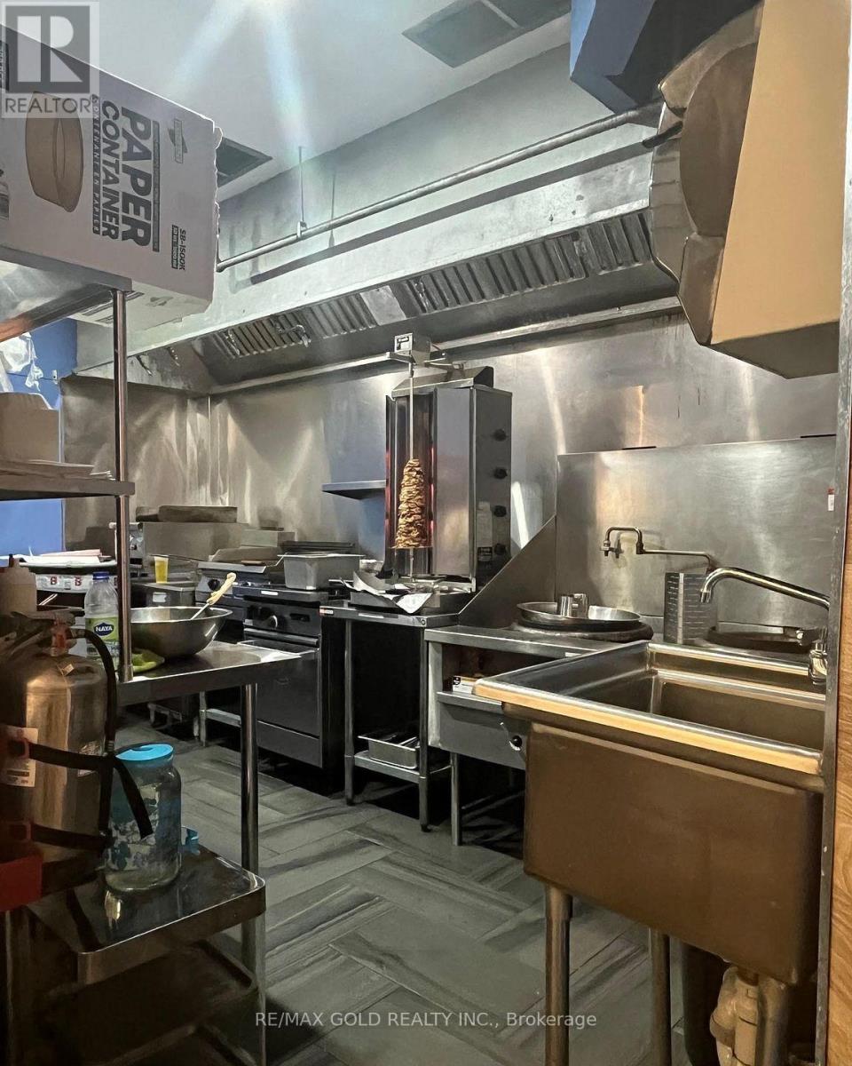 19 - 1151 Dundas Street W, Mississauga, Ontario  L5C 1C6 - Photo 7 - W12844726