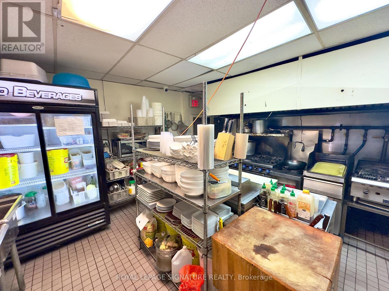 1768 St Clair Avenue W, Toronto, Ontario  M6N 1J3 - Photo 6 - W12844744