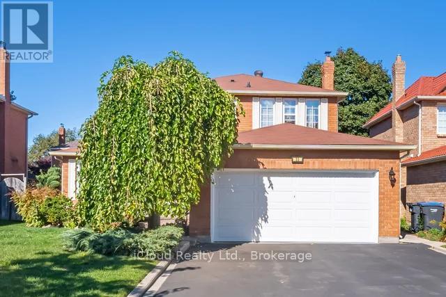 33 Corkett Drive, Brampton, Ontario  L6X 3G1 - Photo 2 - W12844818