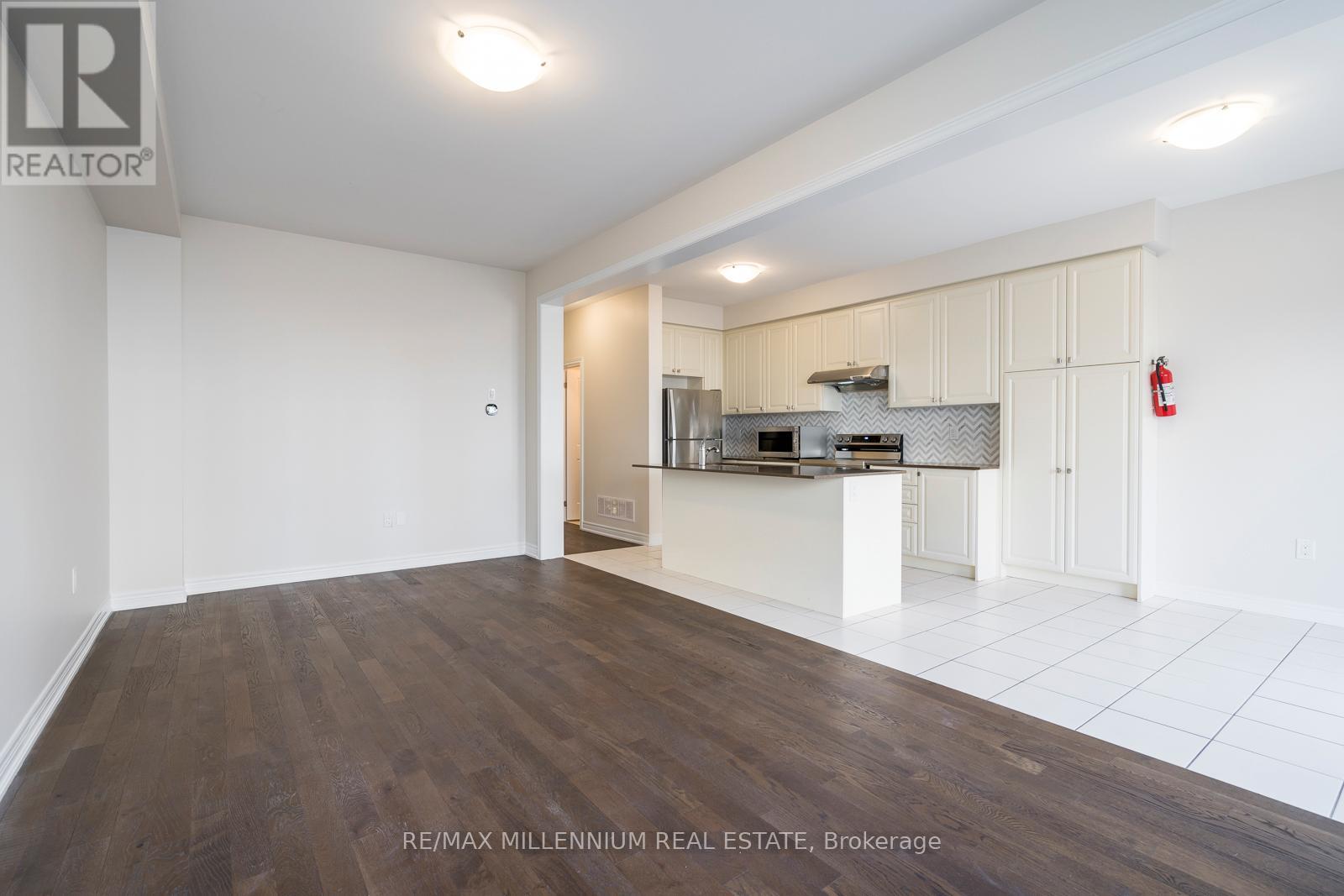 Upper - 28 Brent Stephens Way, Brampton, Ontario  L7A 5B6 - Photo 10 - W12844852