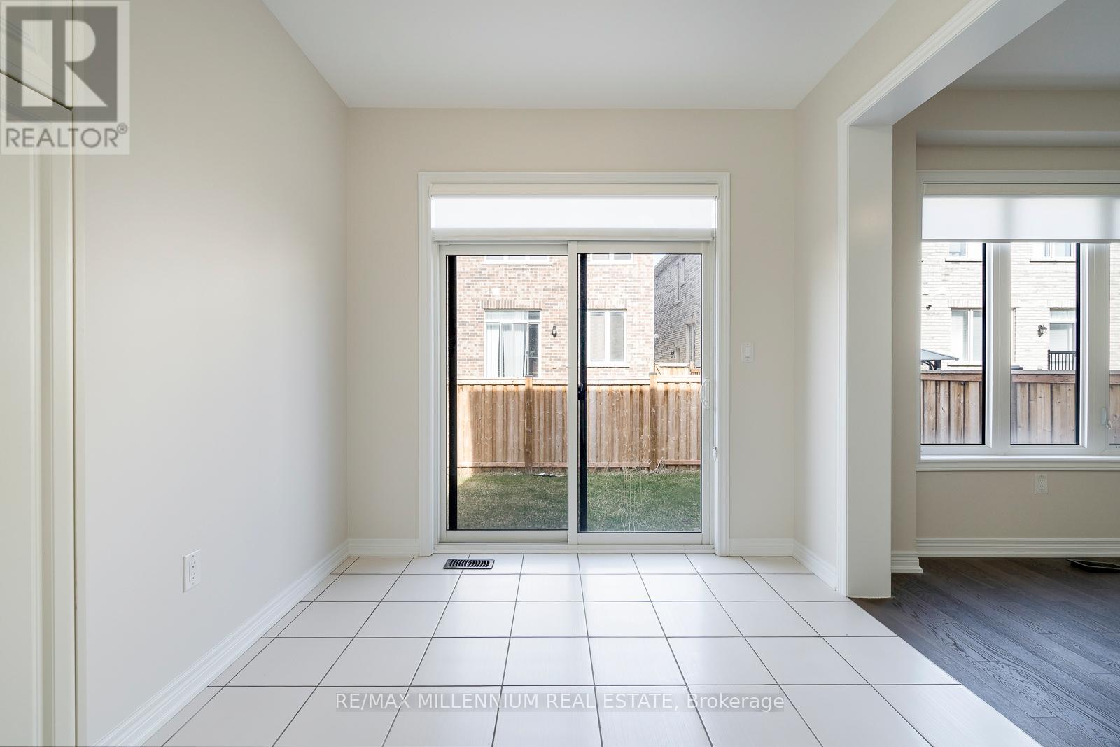 Upper - 28 Brent Stephens Way, Brampton, Ontario  L7A 5B6 - Photo 17 - W12844852