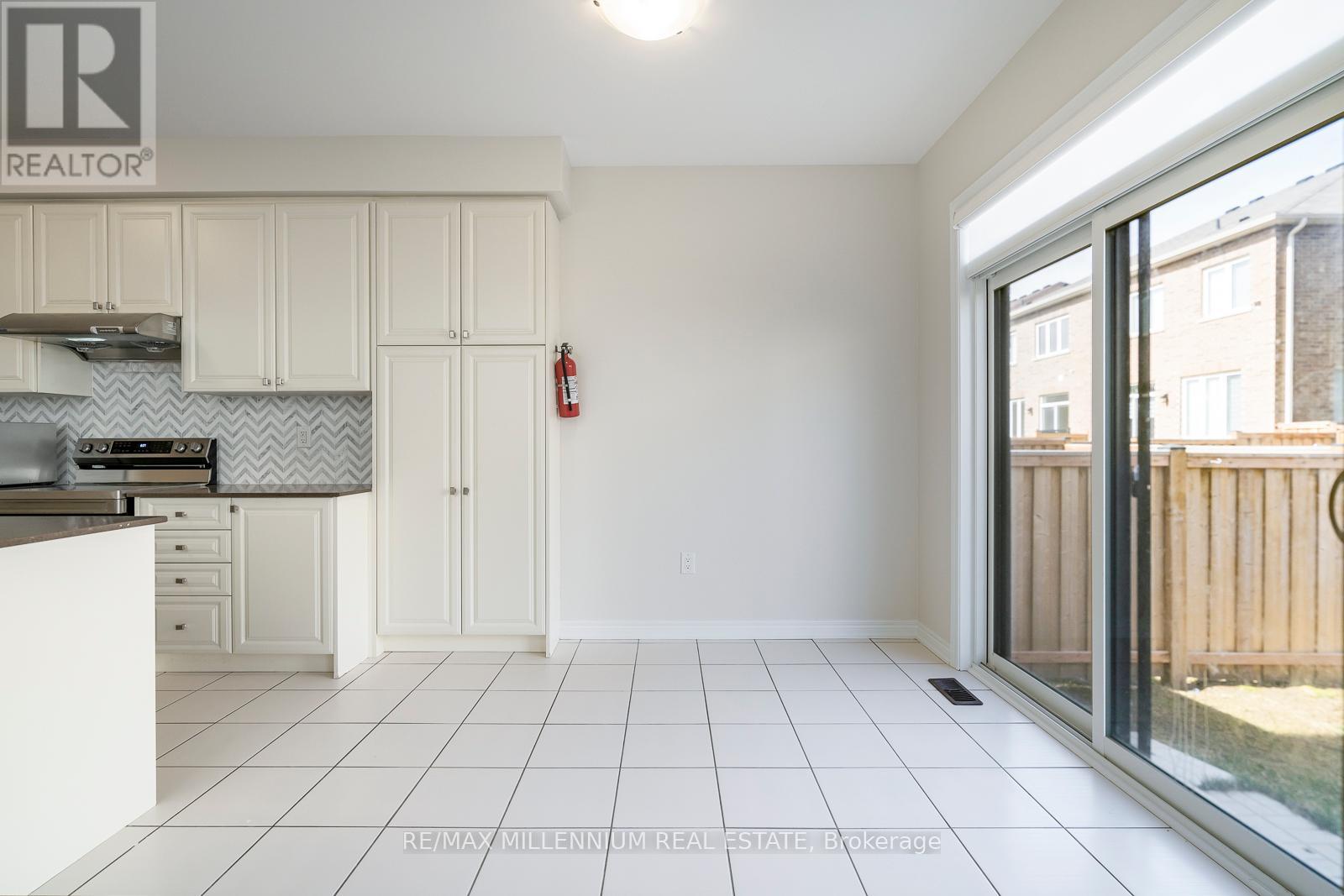 Upper - 28 Brent Stephens Way, Brampton, Ontario  L7A 5B6 - Photo 18 - W12844852