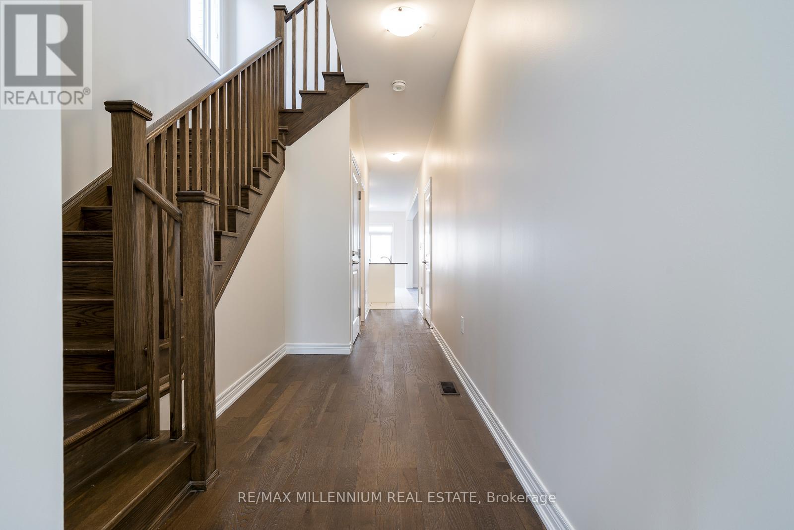 Upper - 28 Brent Stephens Way, Brampton, Ontario  L7A 5B6 - Photo 5 - W12844852