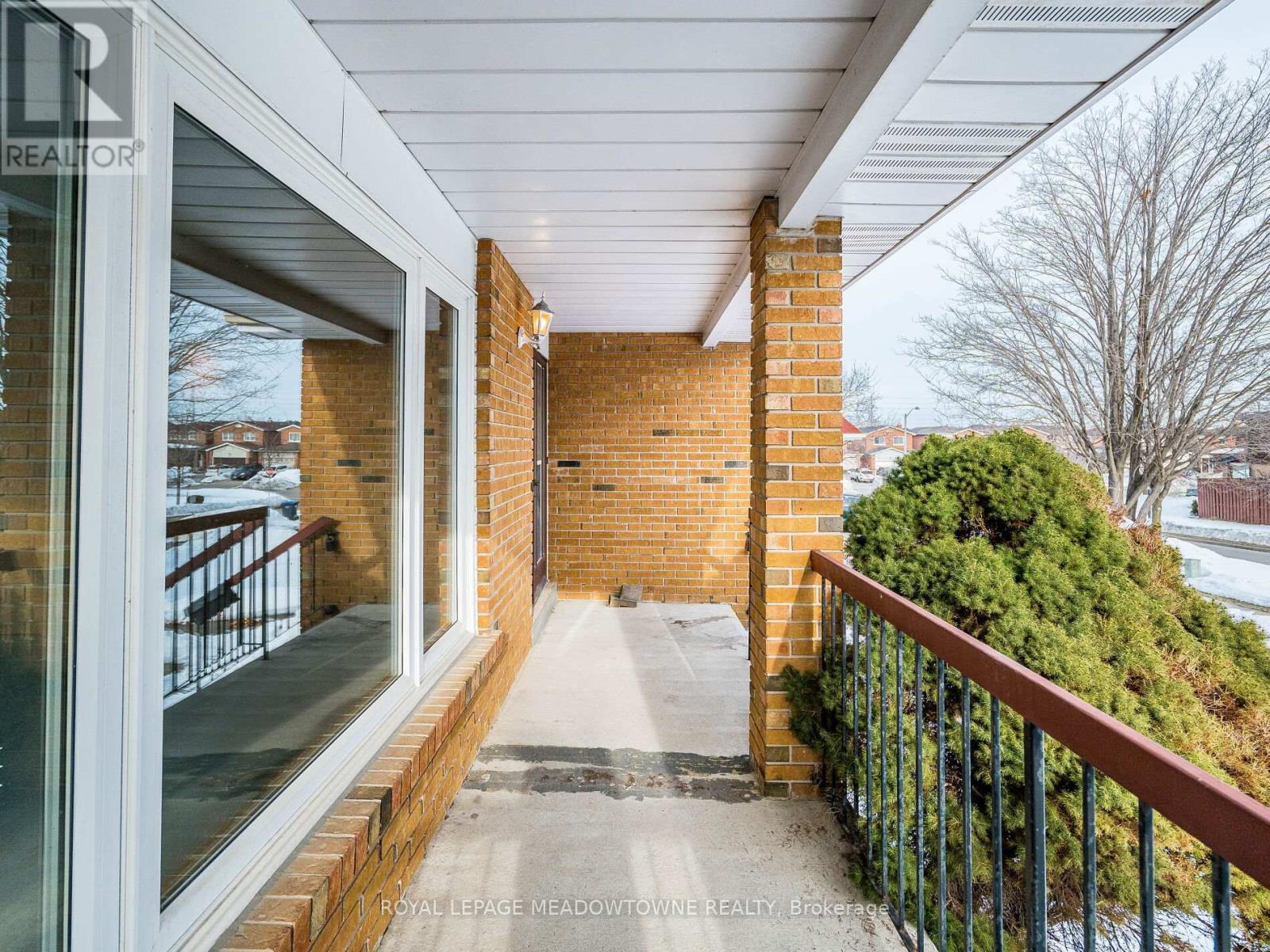 66 Pluto Drive, Brampton, Ontario  L6V 3W5 - Photo 3 - W12844870