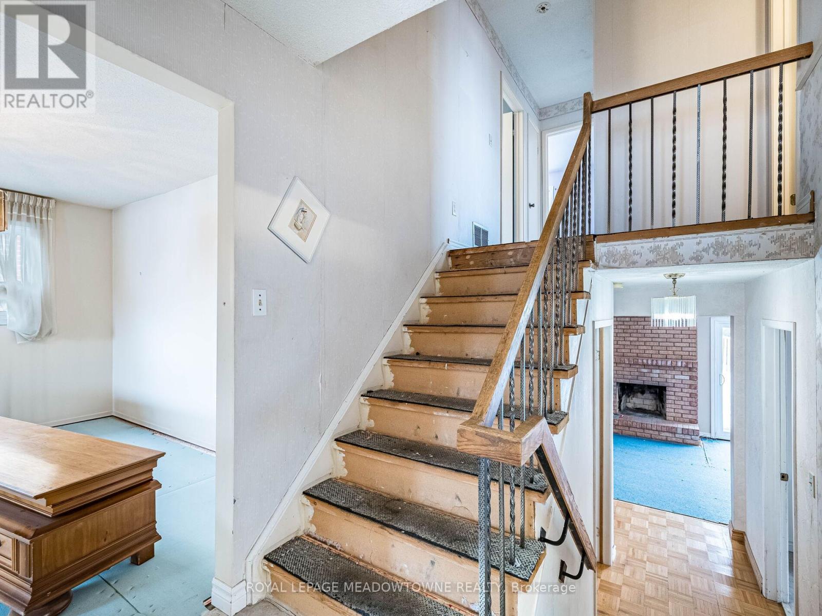 66 Pluto Drive, Brampton, Ontario  L6V 3W5 - Photo 6 - W12844870