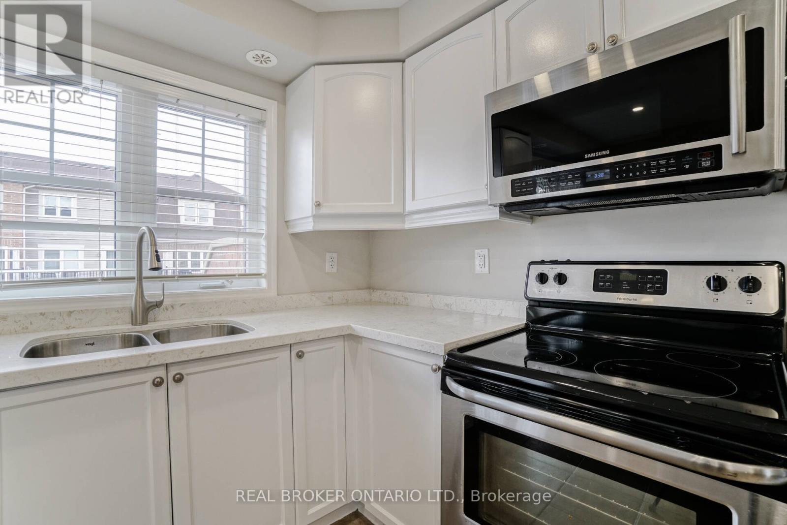 64 Commuter Drive, Brampton, Ontario  L7A 0R3 - Photo 13 - W12844876