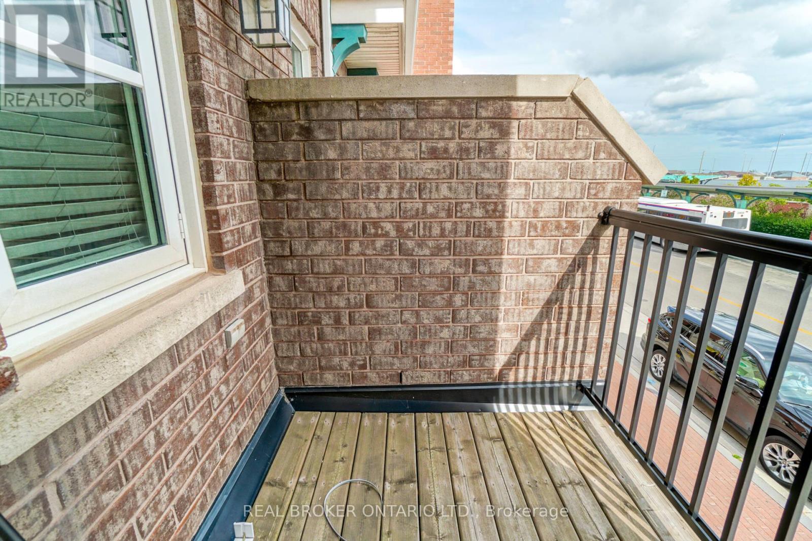 64 Commuter Drive, Brampton, Ontario  L7A 0R3 - Photo 23 - W12844876