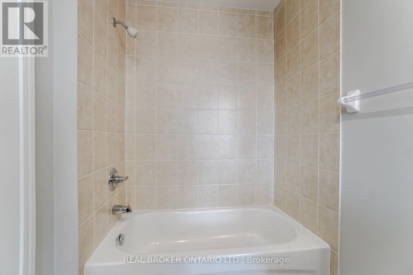 64 Commuter Drive, Brampton, Ontario  L7A 0R3 - Photo 29 - W12844876