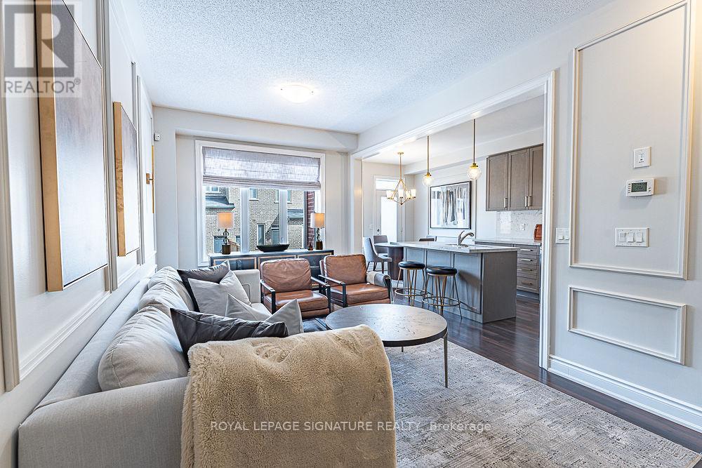 109 Holbrook Court, Milton, Ontario  L9E 1J2 - Photo 4 - W12844882