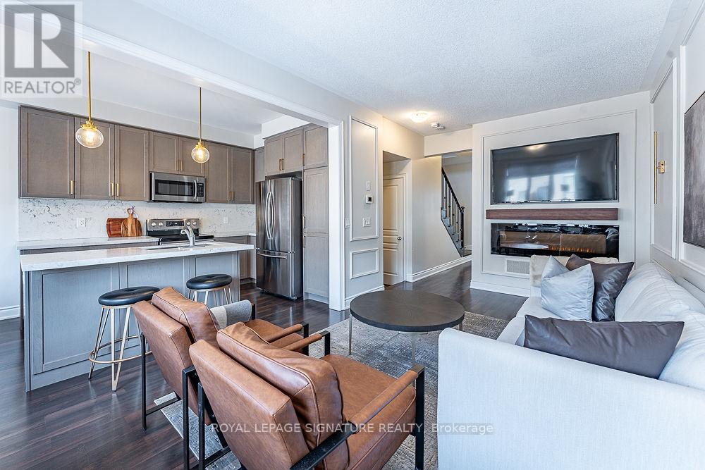 109 Holbrook Court, Milton, Ontario  L9E 1J2 - Photo 6 - W12844882