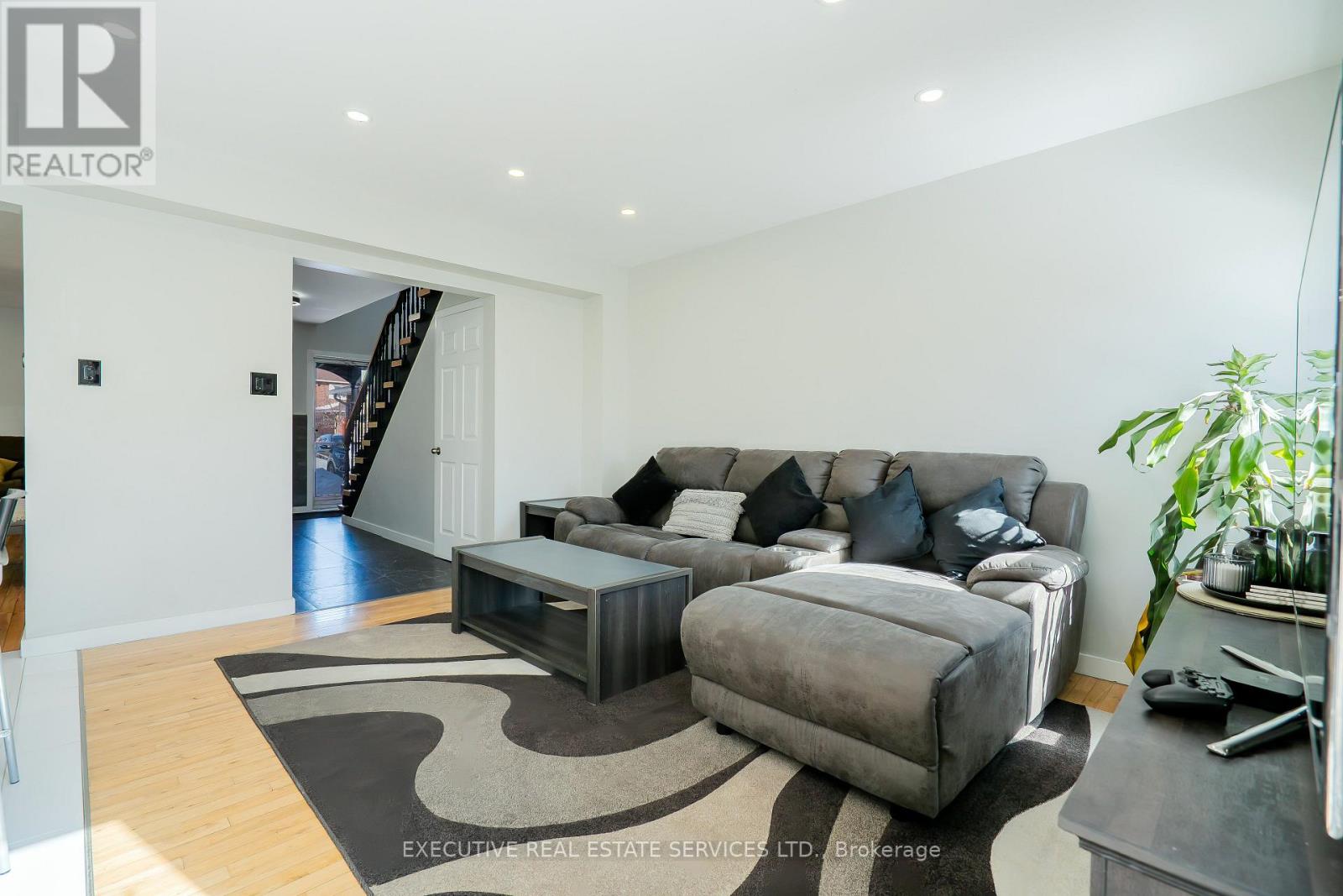 26 Stalbridge Avenue, Brampton, Ontario  L6Y 4H1 - Photo 17 - W12844906