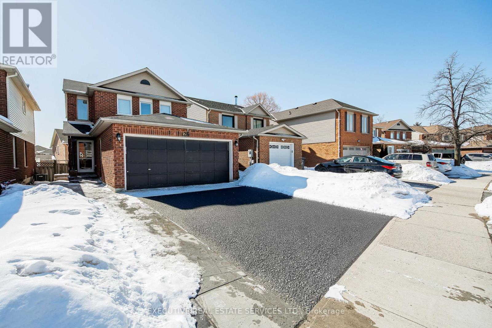 26 Stalbridge Avenue, Brampton, Ontario  L6Y 4H1 - Photo 3 - W12844906