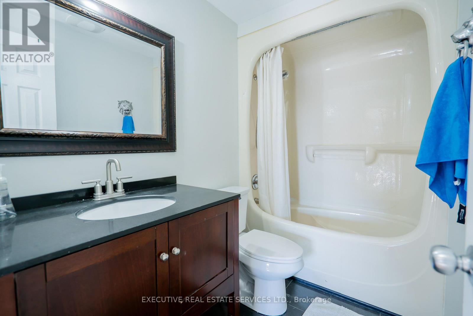 26 Stalbridge Avenue, Brampton, Ontario  L6Y 4H1 - Photo 31 - W12844906