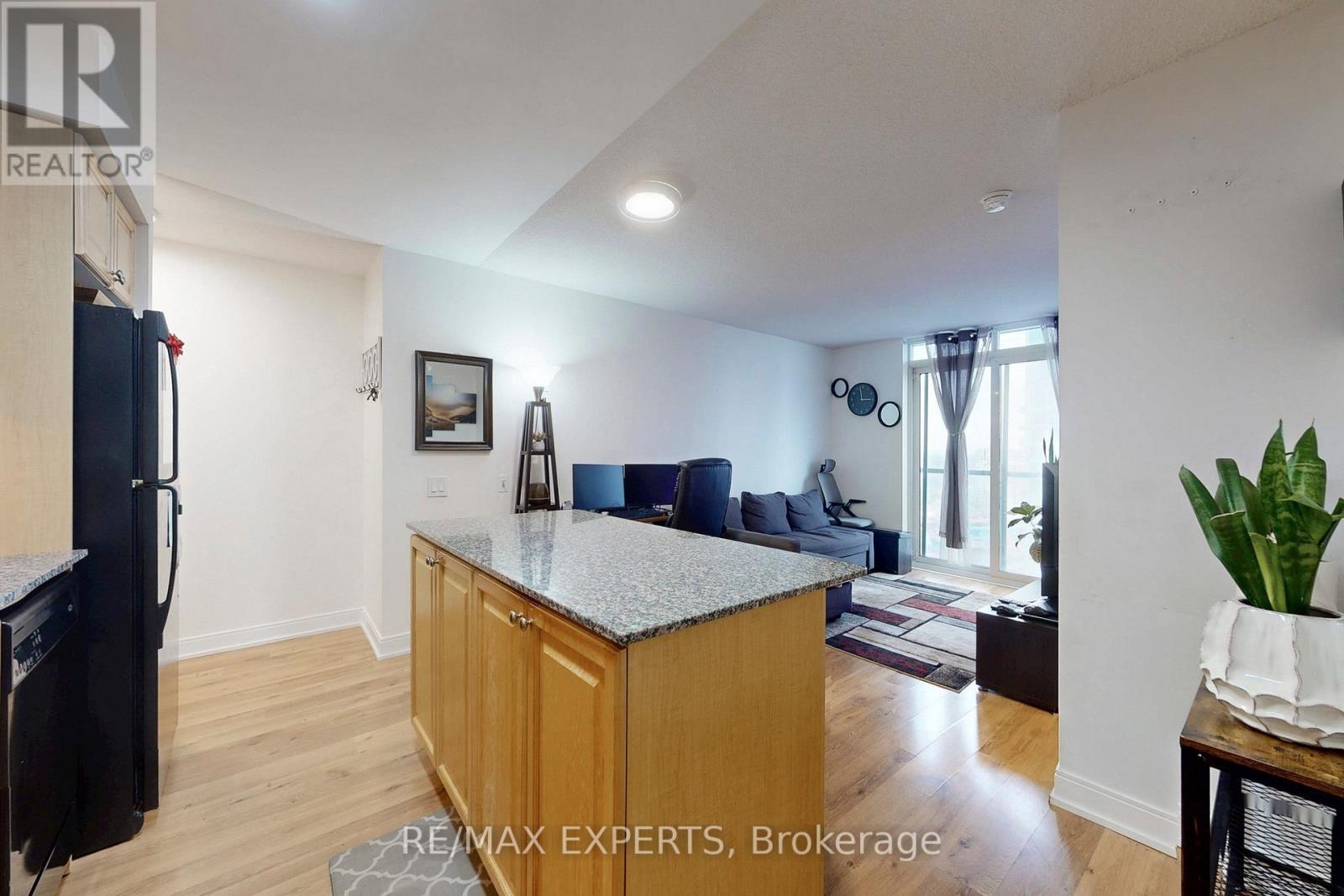 2245 - 35 Viking Lane, Toronto, Ontario  M9B 0A2 - Photo 16 - W12844918