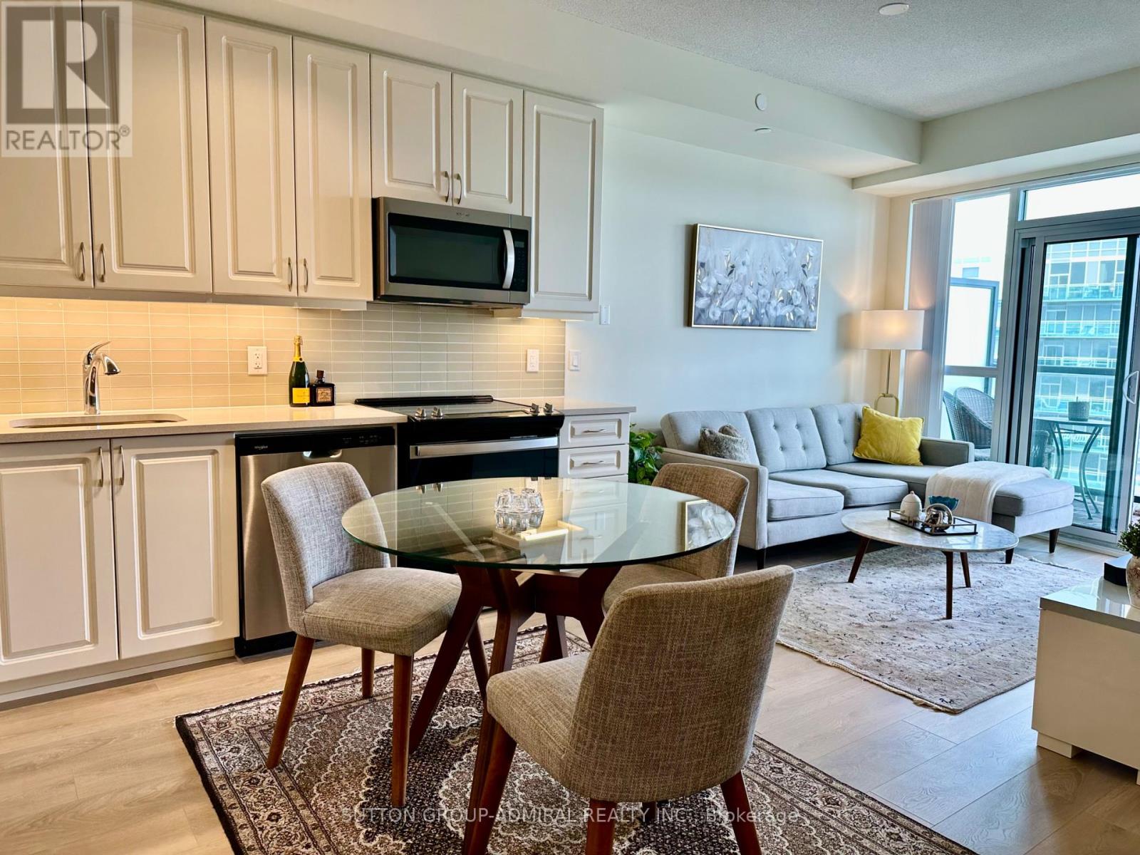 3901 - 38 Annie Craig Drive, Toronto, Ontario  M8V 0A8 - Photo 3 - W12844920