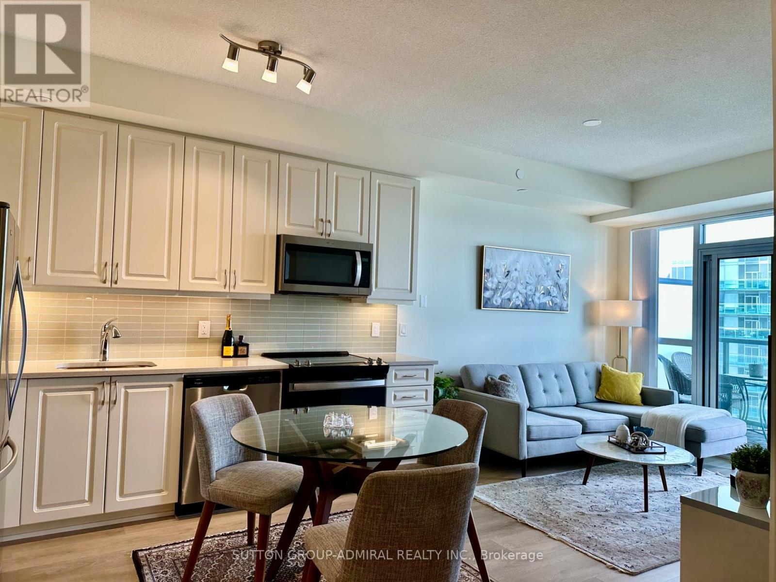 3901 - 38 Annie Craig Drive, Toronto, Ontario  M8V 0A8 - Photo 4 - W12844920