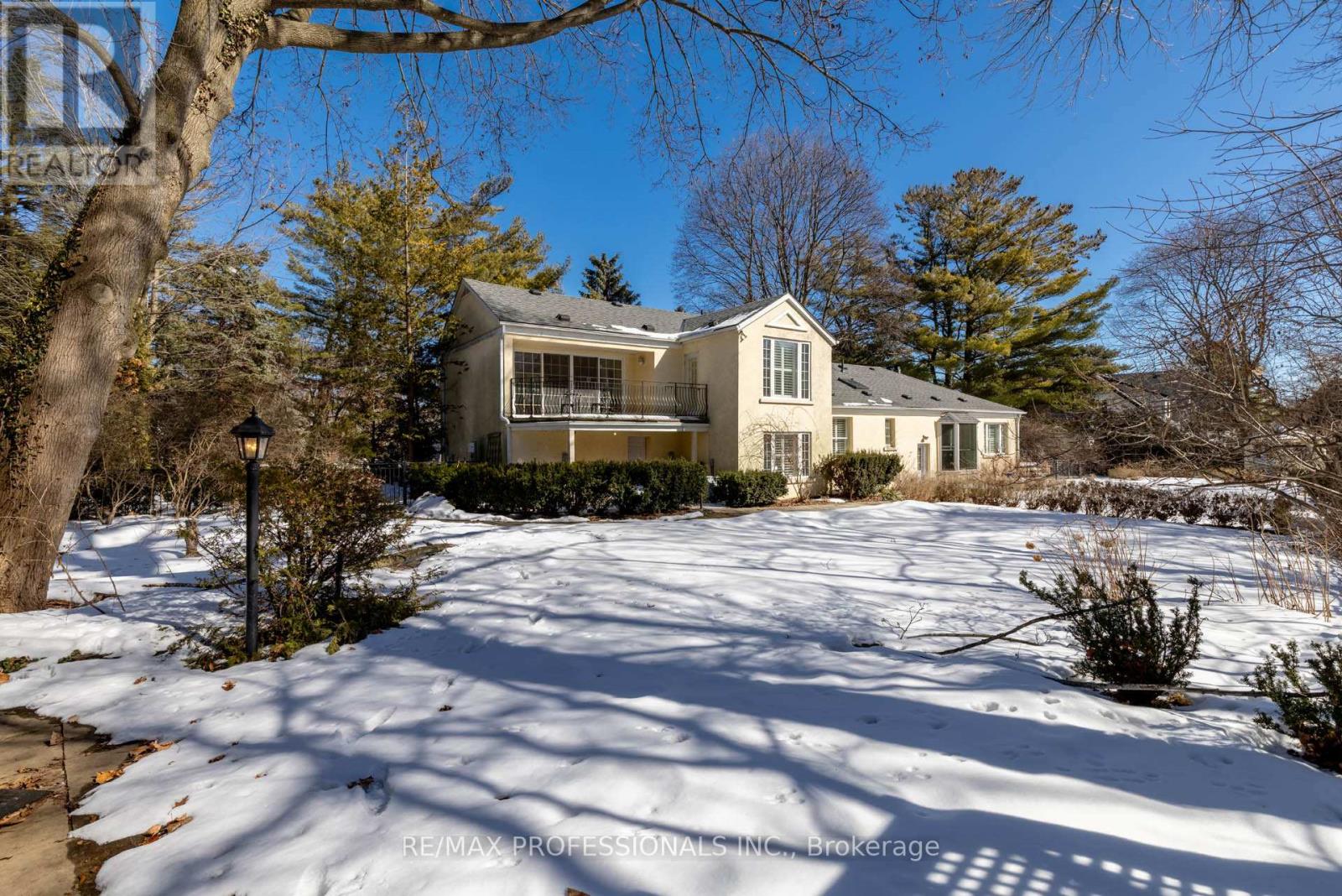 560 Meadow Wood Road, Mississauga (Clarkson), Ontario  L5J 2S3 - Photo 37 - W12842808