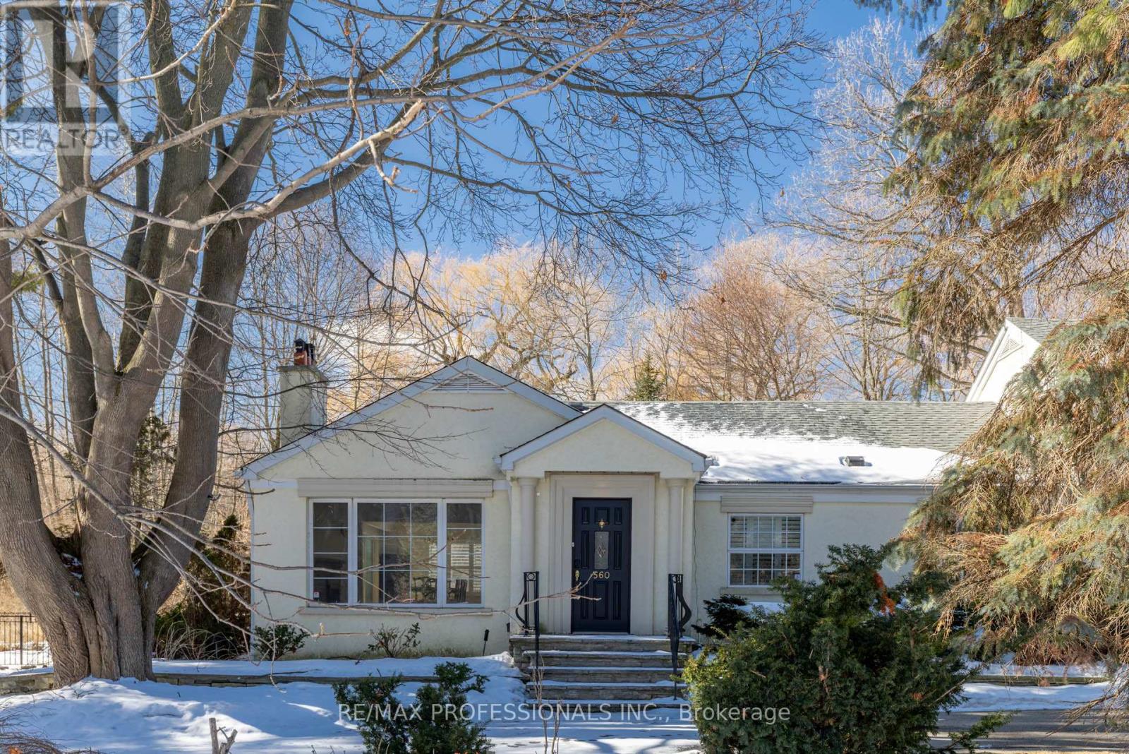 560 Meadow Wood Road, Mississauga (Clarkson), Ontario  L5J 2S3 - Photo 43 - W12842808