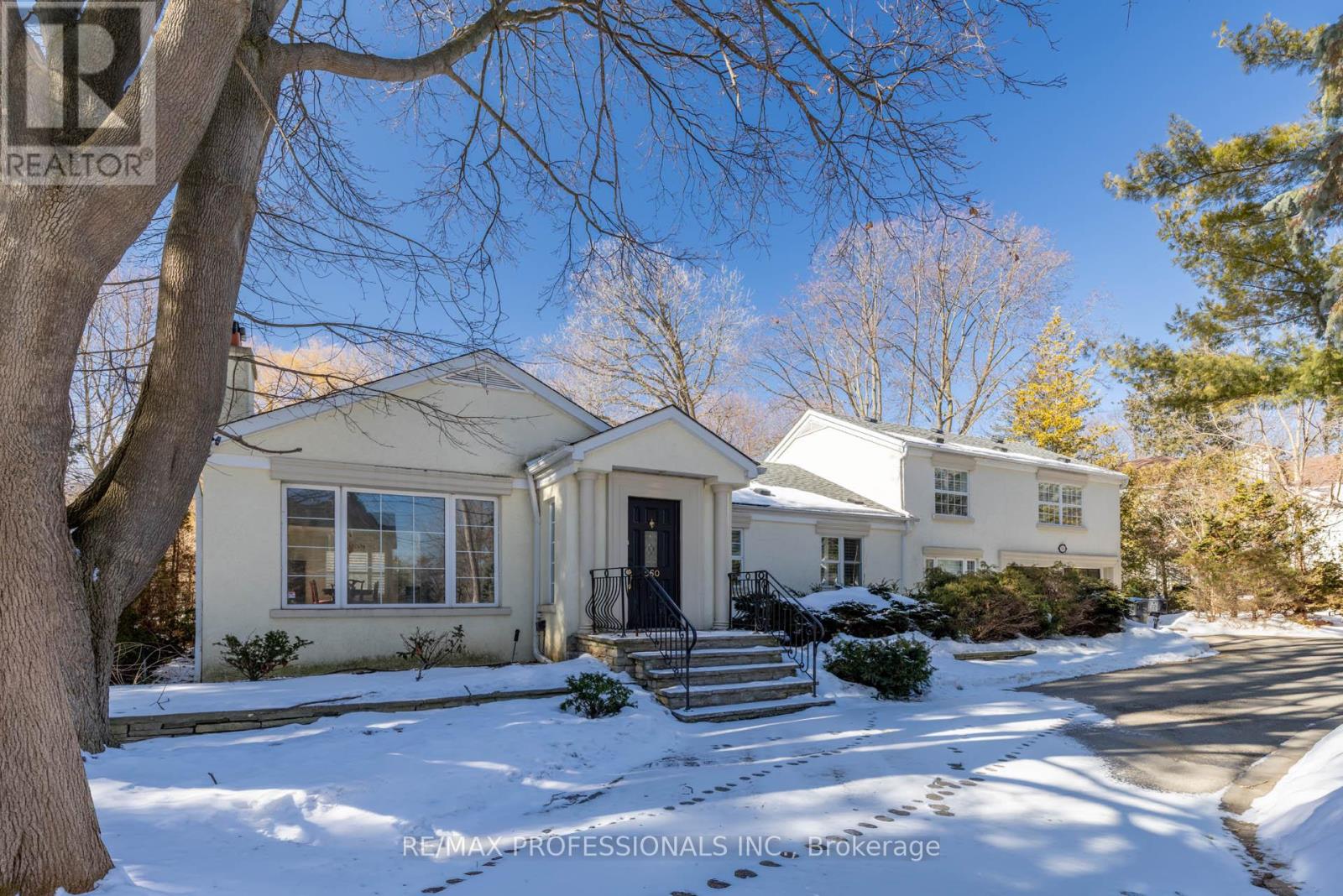 560 Meadow Wood Road, Mississauga (Clarkson), Ontario  L5J 2S3 - Photo 44 - W12842808