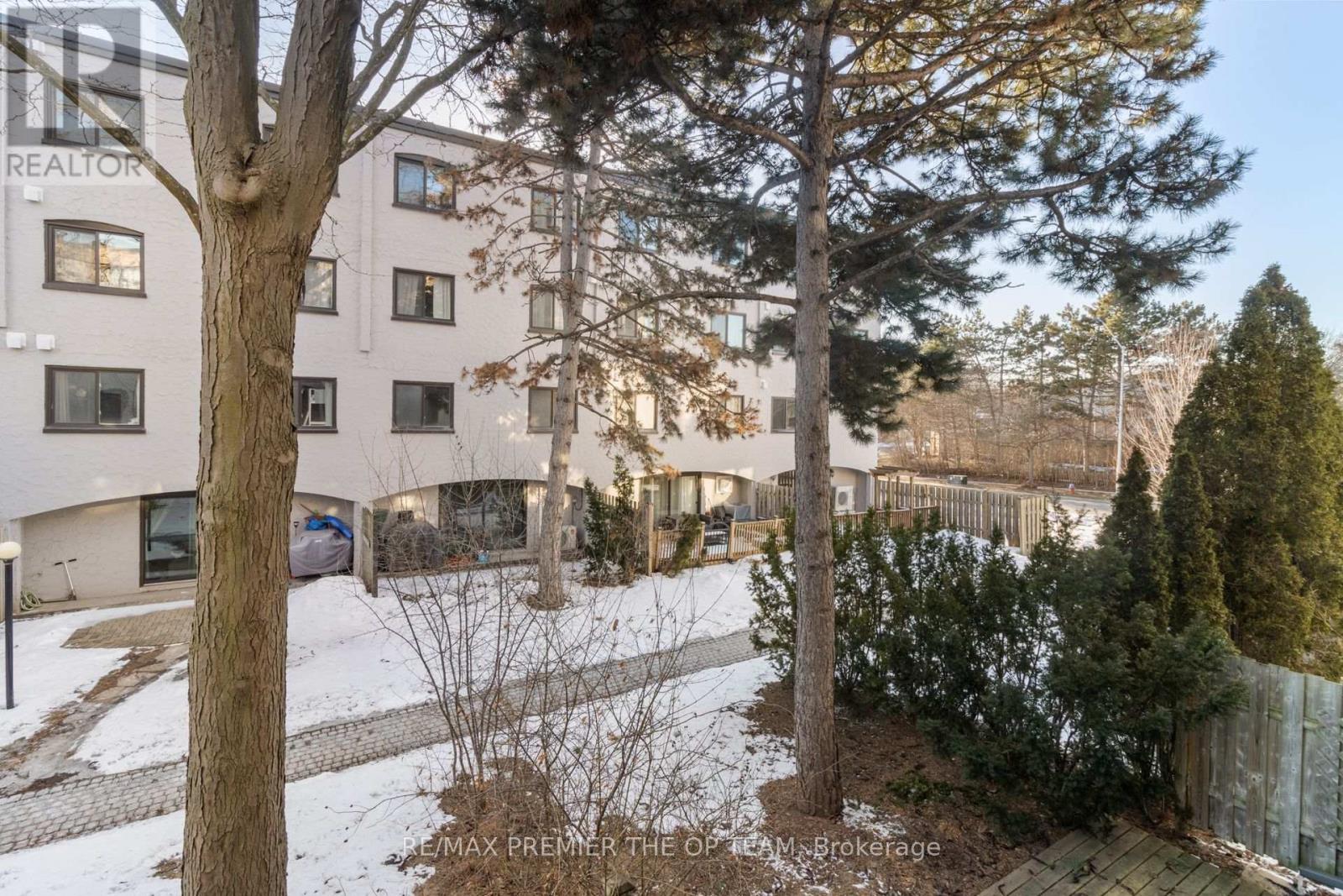 37 - 1016 Falgarwood Drive, Oakville, Ontario  L6H 2P5 - Photo 34 - W12767722