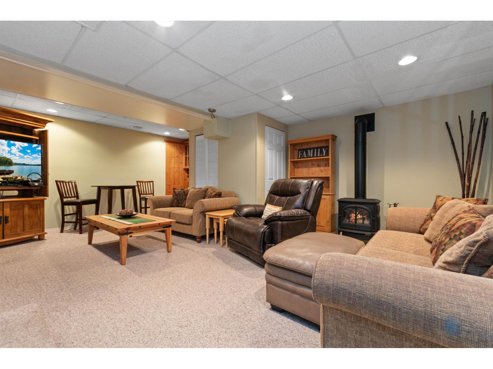 262 First Avenue, Cultus Lake North, Cultus Lake, British Columbia  V2R 4Z4 - Photo 33 - R3095914