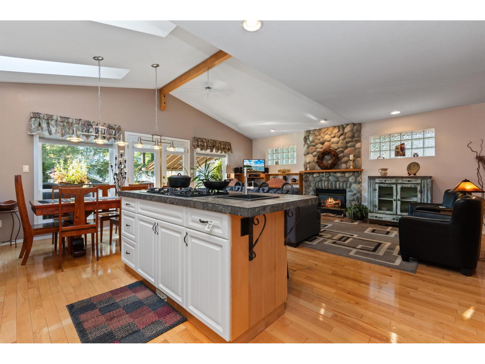 262 First Avenue, Cultus Lake North, Cultus Lake, British Columbia  V2R 4Z4 - Photo 20 - R3095914