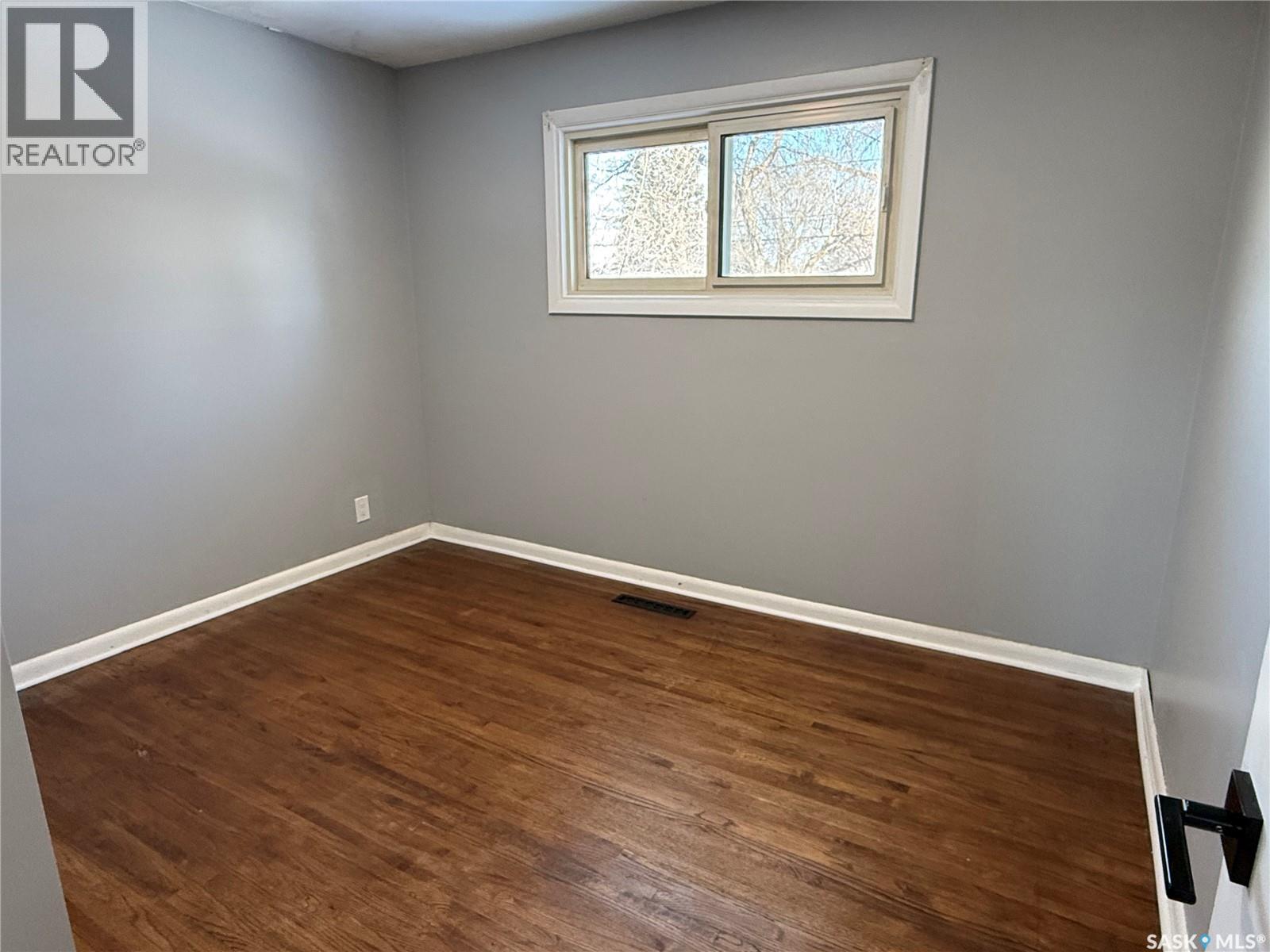 634 King Street, Weyburn, Saskatchewan  S4H 0P7 - Photo 15 - SK029642