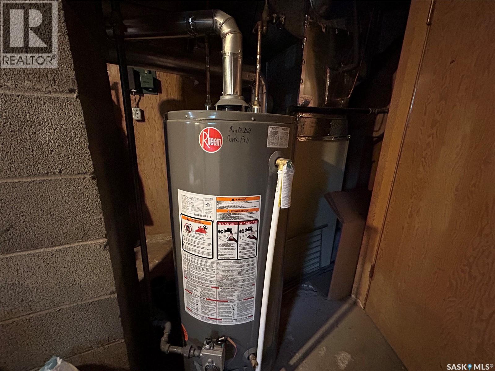 634 King Street, Weyburn, Saskatchewan  S4H 0P7 - Photo 17 - SK029642