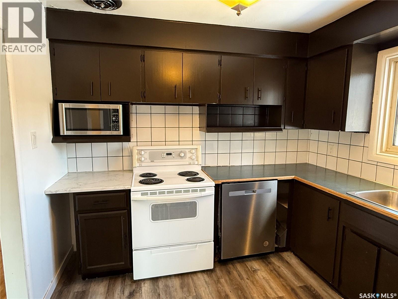 634 King Street, Weyburn, Saskatchewan  S4H 0P7 - Photo 7 - SK029642