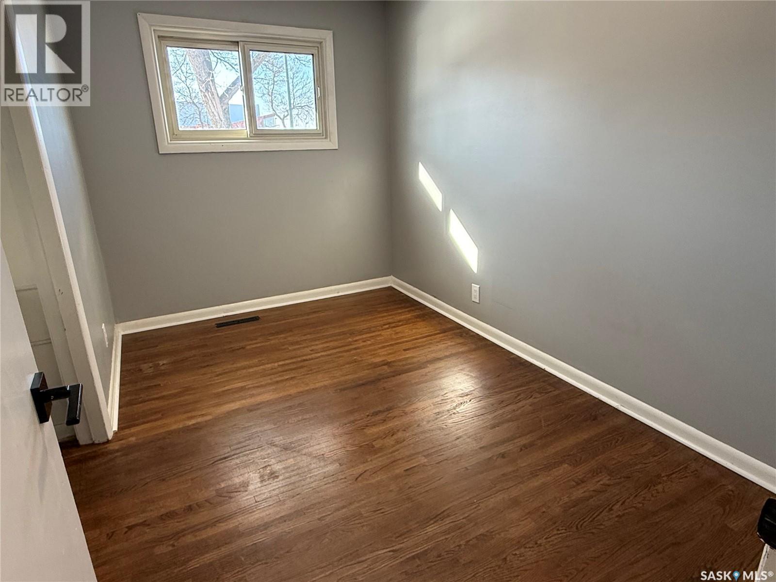 634 King Street, Weyburn, Saskatchewan  S4H 0P7 - Photo 9 - SK029642