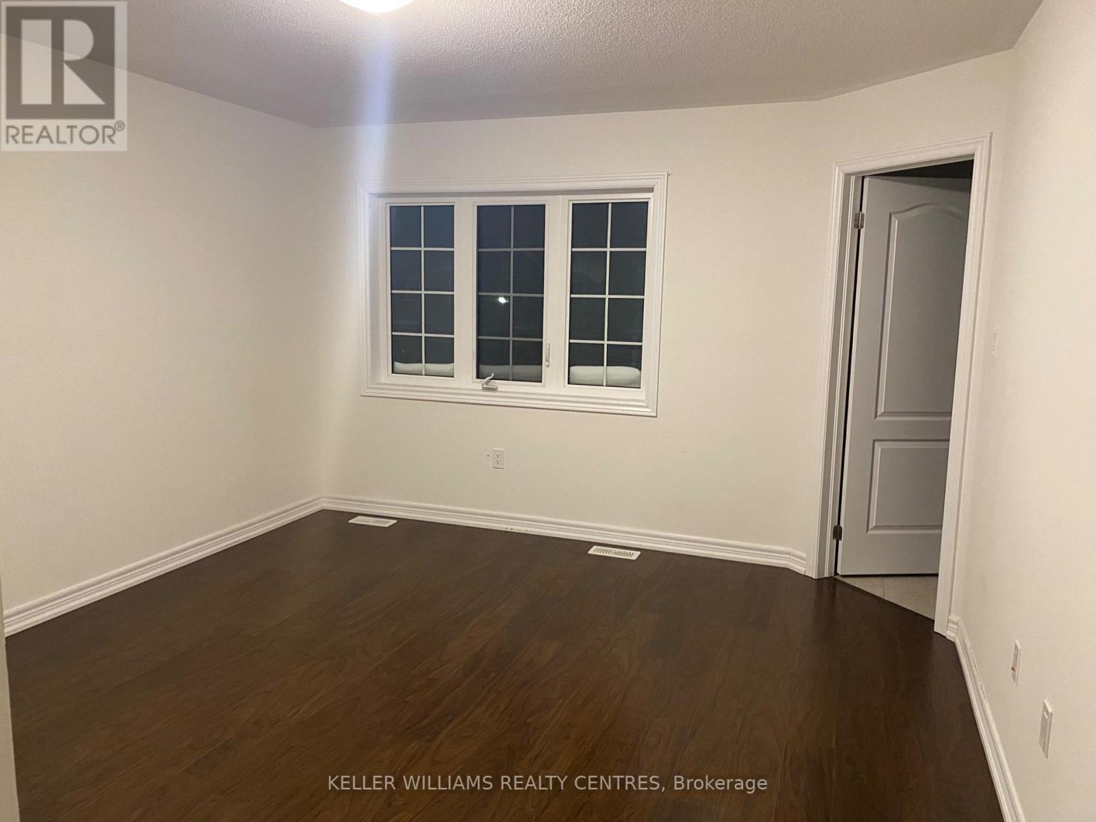 519 Brooks Street, Shelburne, Ontario  L5V 3X4 - Photo 8 - X12844732