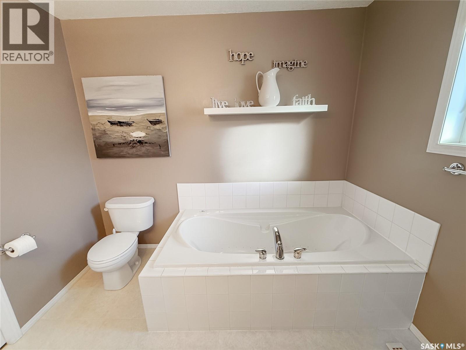 529 Palliser Drive, Swift Current, Saskatchewan  S9H 5C6 - Photo 20 - SK029567