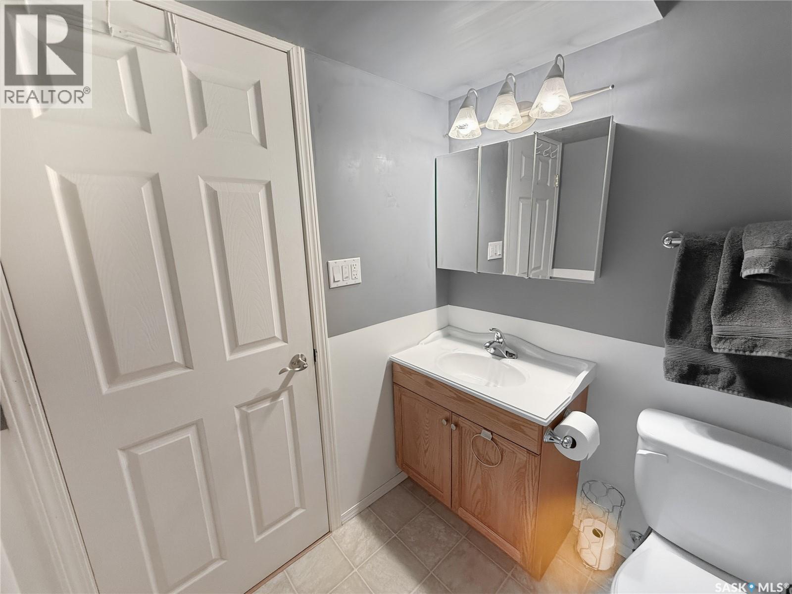 529 Palliser Drive, Swift Current, Saskatchewan  S9H 5C6 - Photo 37 - SK029567