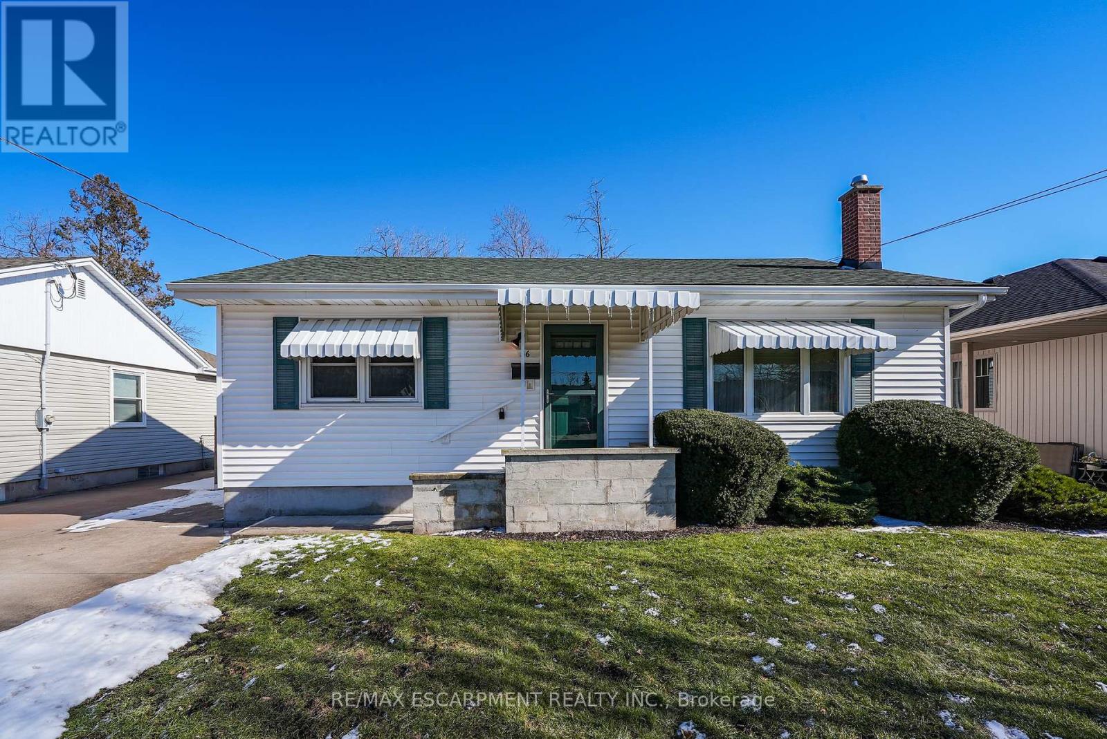 36 LAKEVIEW AVENUE, Grimsby, Ontario