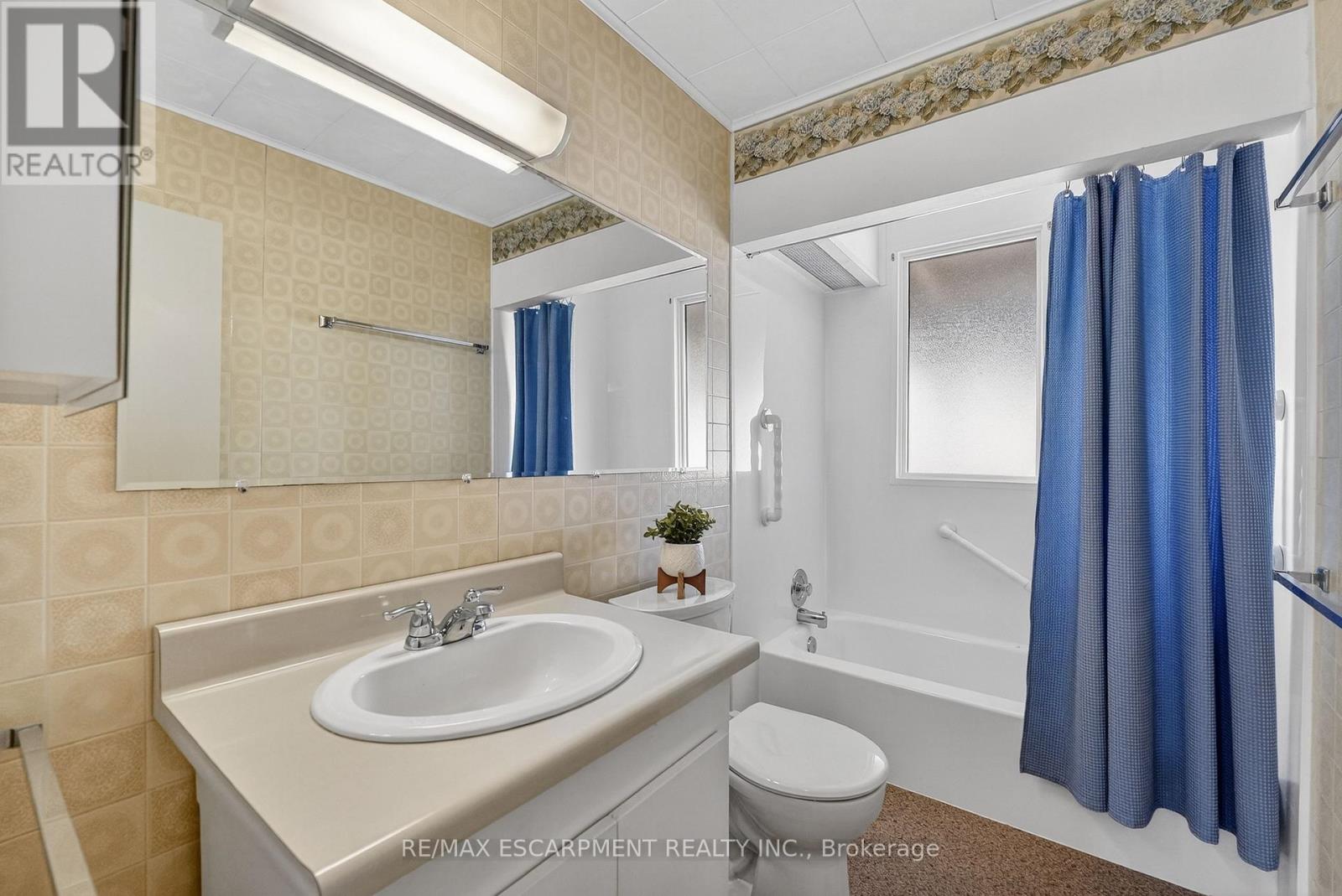 36 Lakeview Avenue, Grimsby, Ontario  L3M 3M2 - Photo 17 - X12844784