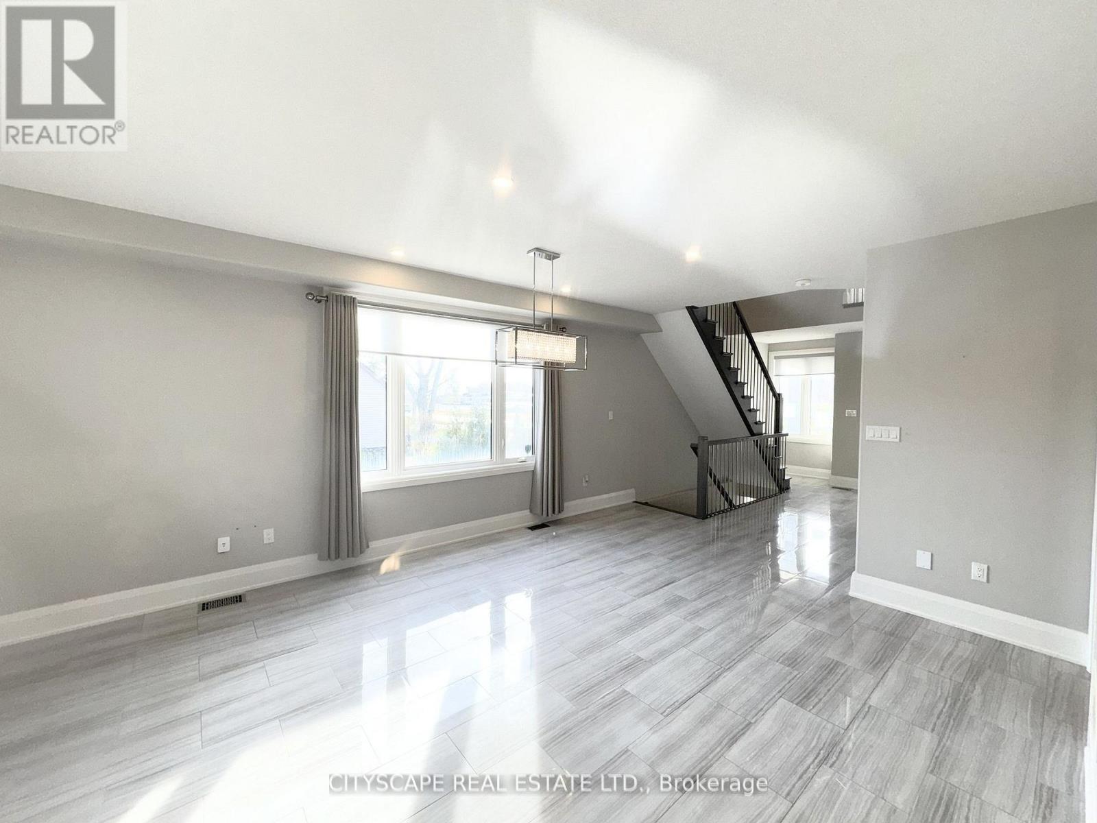 5074 Kalar Road, Niagara Falls, Ontario  L2H 1T2 - Photo 9 - X12844904