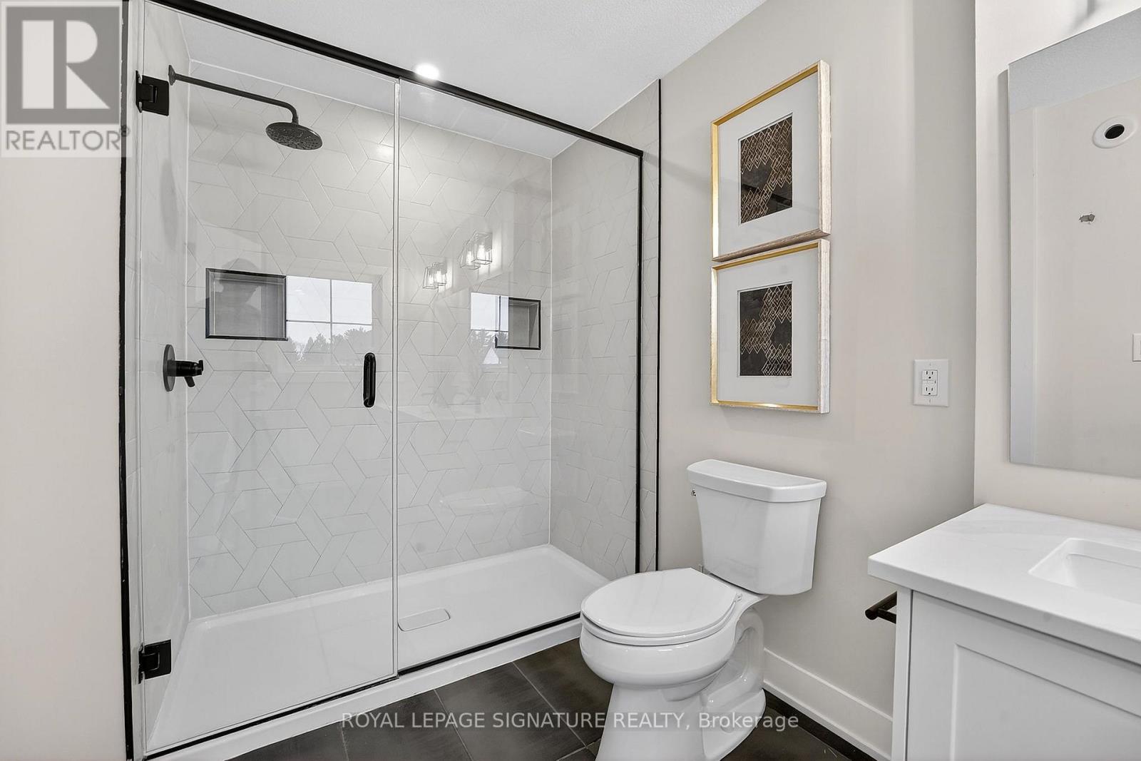 5 - 297 Whiting Street, Ingersoll, Ontario  N5C 3W5 - Photo 33 - X12844932