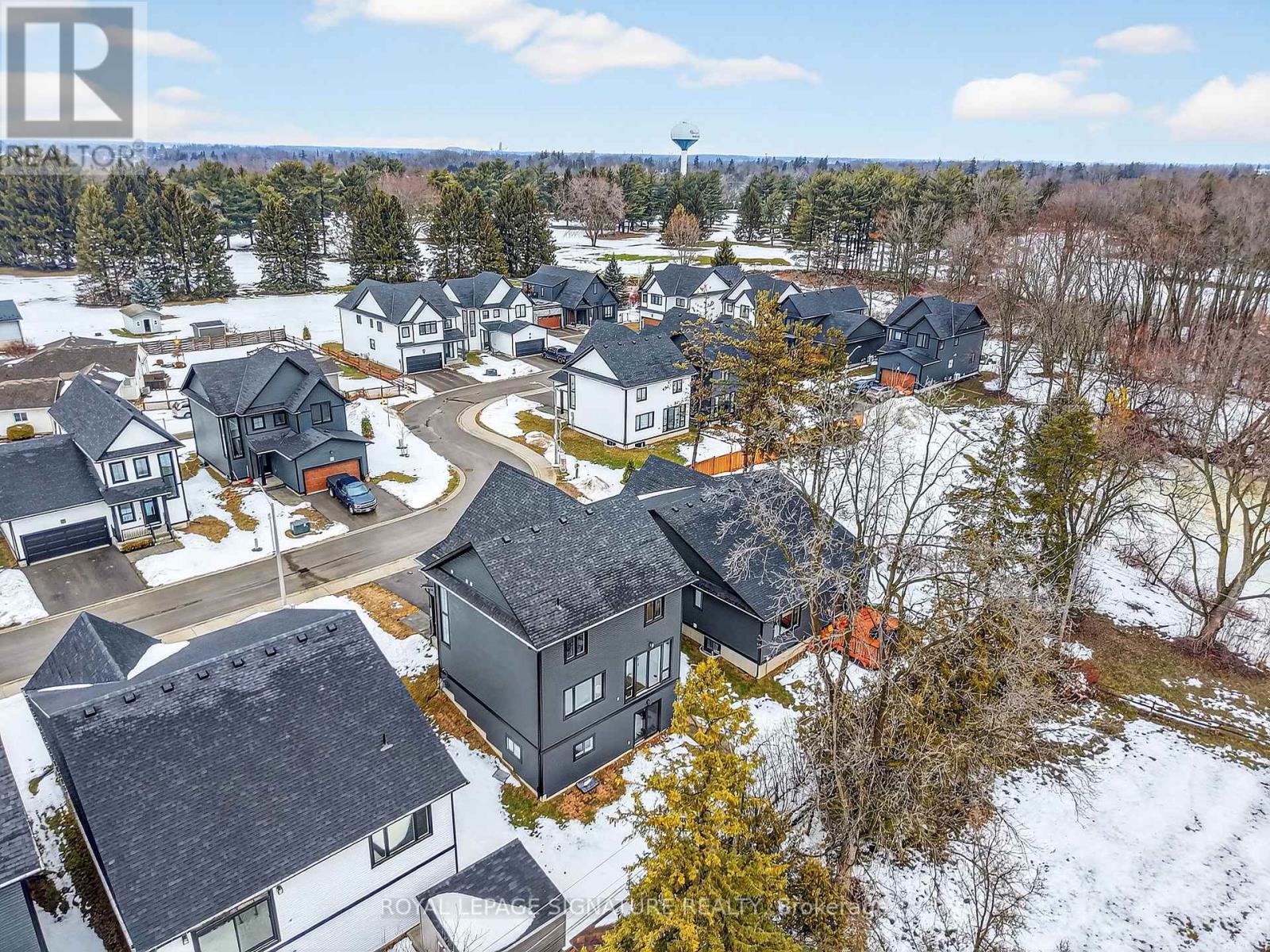 5 - 297 Whiting Street, Ingersoll, Ontario  N5C 3W5 - Photo 46 - X12844932