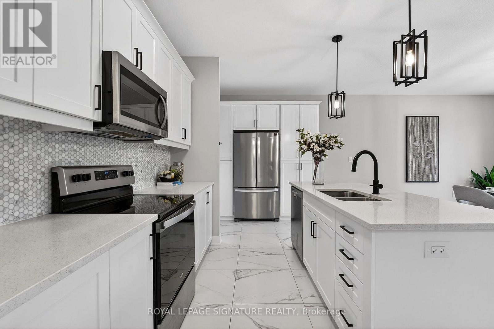 5 - 297 Whiting Street, Ingersoll, Ontario  N5C 3W5 - Photo 9 - X12844932