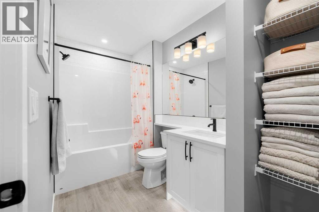 92 Wolf Gate, Okotoks, Alberta  T1S 5T9 - Photo 21 - A2288264