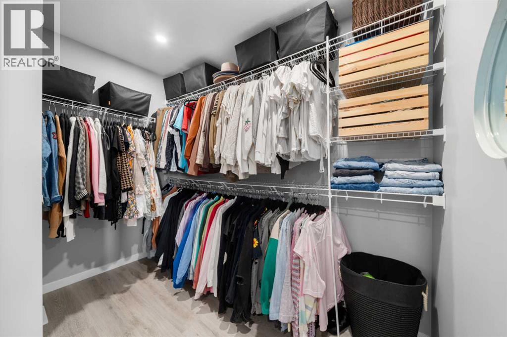 92 Wolf Gate, Okotoks, Alberta  T1S 5T9 - Photo 16 - A2288264